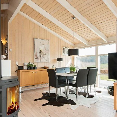6 Person Holiday Home In Ebeltoft Εξωτερικό φωτογραφία