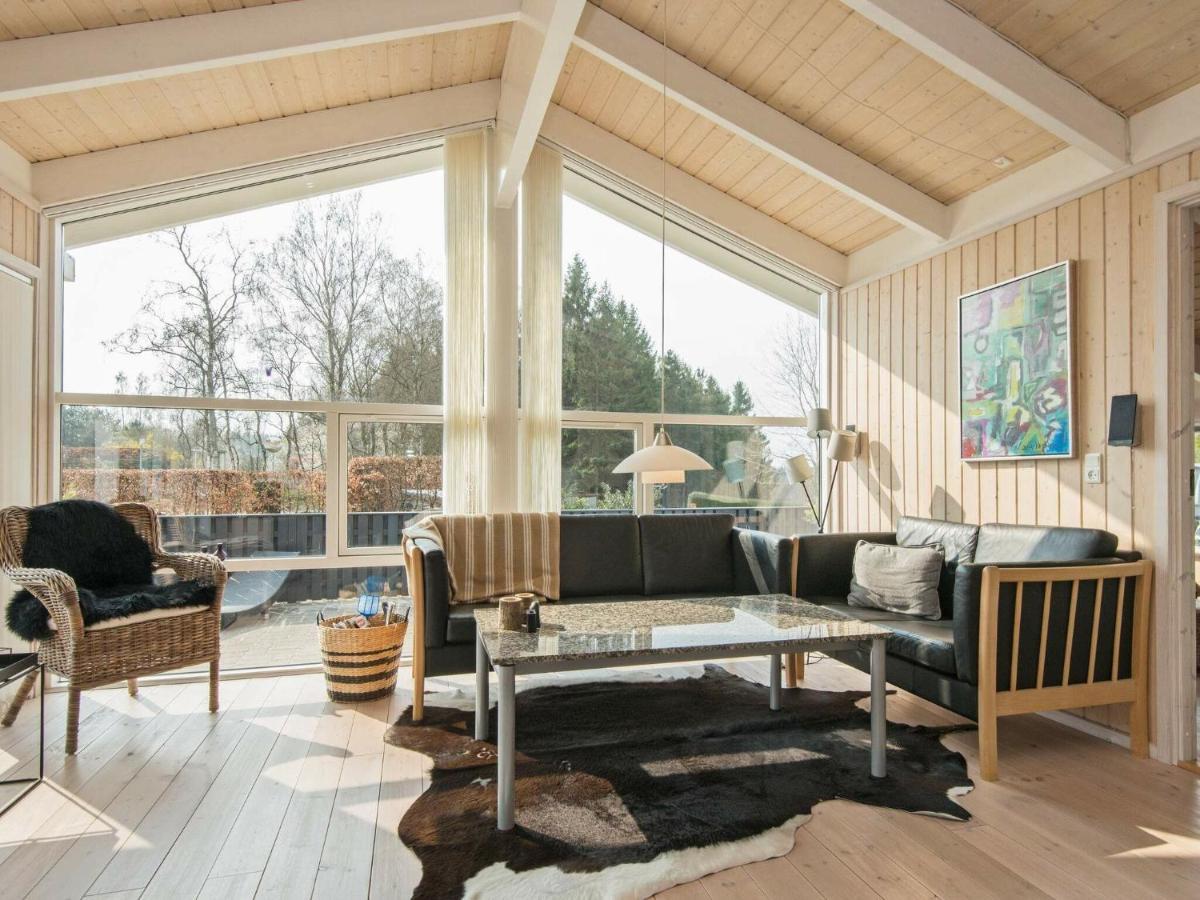 6 Person Holiday Home In Ebeltoft Εξωτερικό φωτογραφία